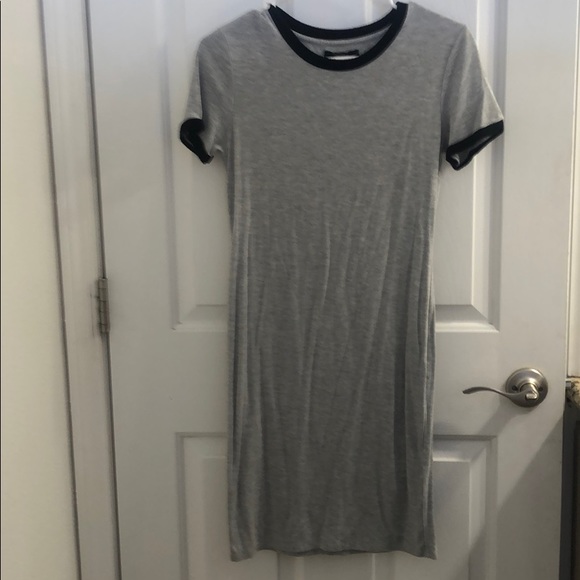 Forever 21 body con dress - Picture 3 of 3